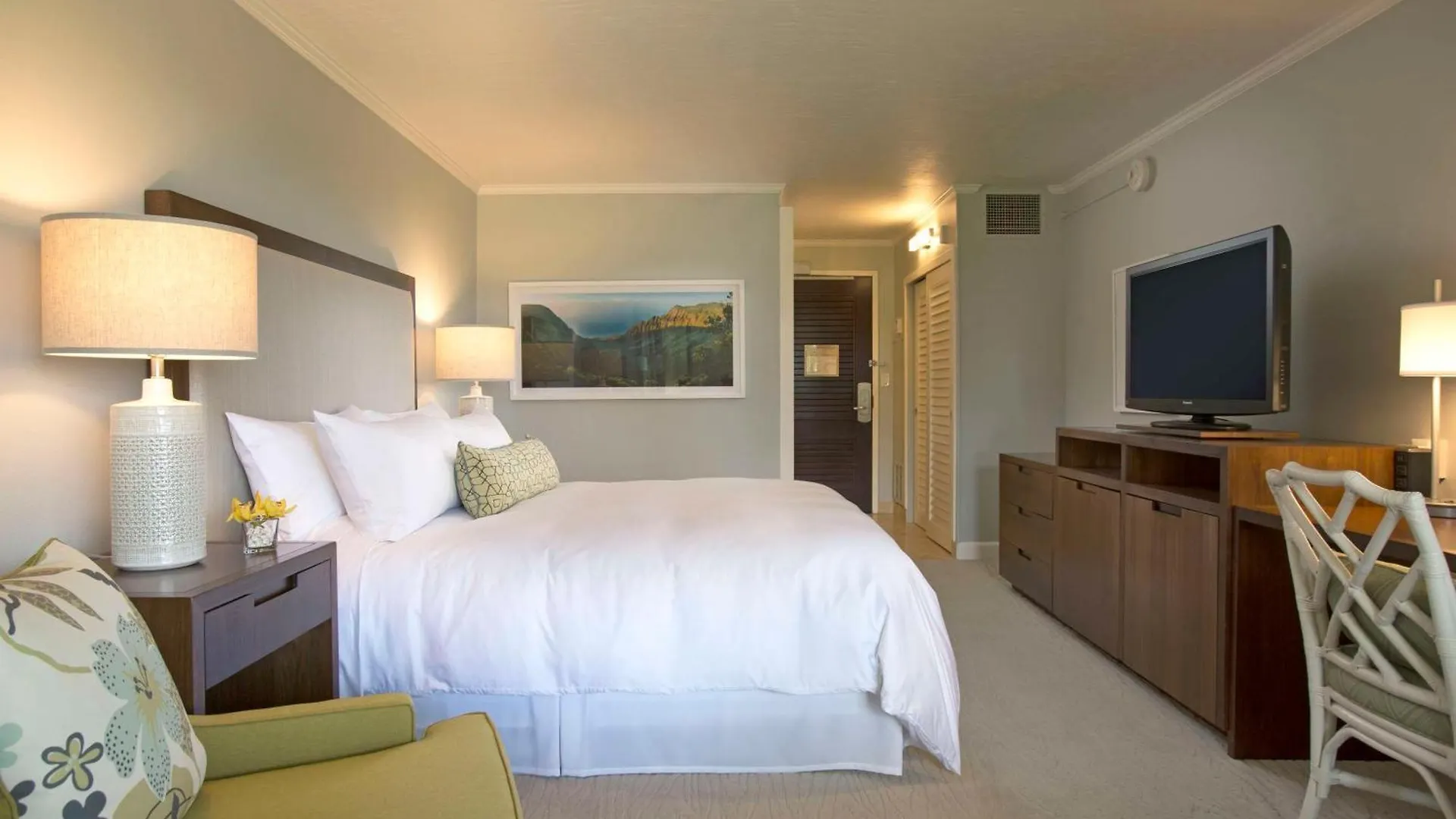 Outrigger Kaua'I Beach Resort & Spa Лихуэ 4*,